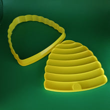 Load image into Gallery viewer, Bee-Inspired Elegance: Bee Hive 3D Cookie Cutter and Stamp